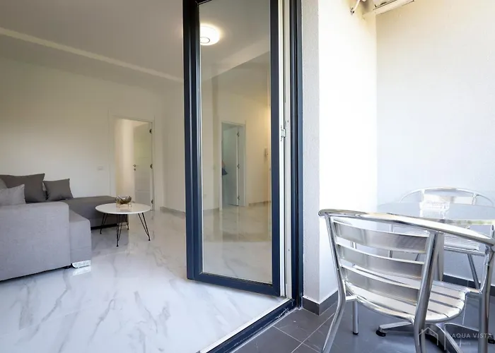 Lejlighed Aqua Vista Lux Raj *