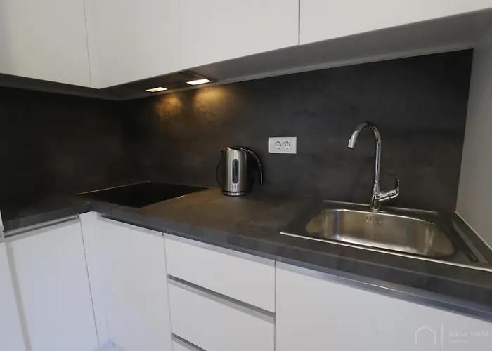 Lejlighed Aqua Vista Lux Raj