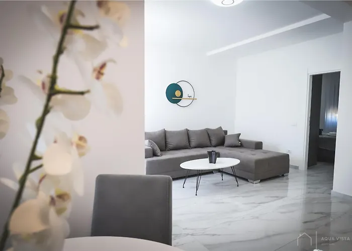 Aqua Vista Lux Raj *